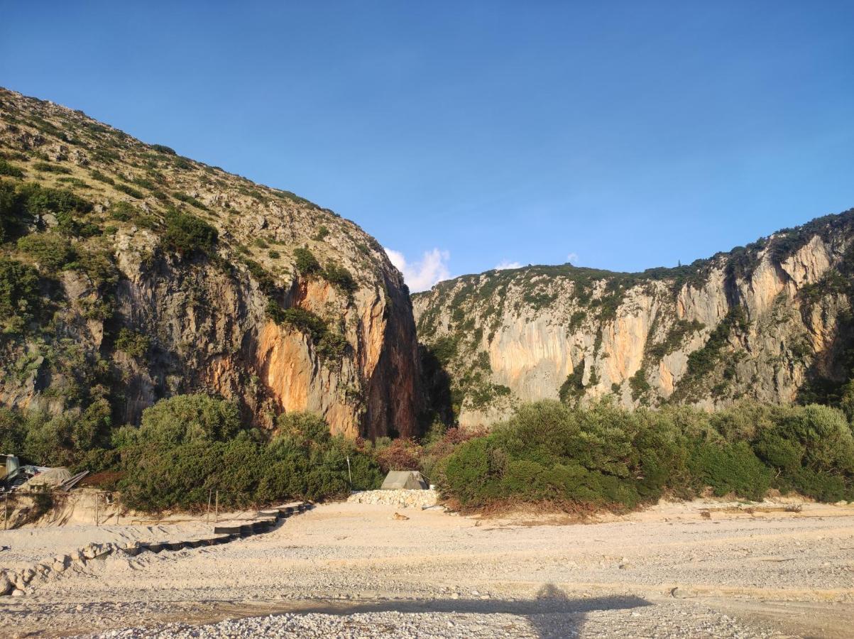 Gjipe Eco Campground Vuno Eksteriør bilde
